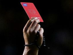 Dicen que los directivos ya no están dispuestos a soportar ''berrinches'' de los árbitros. MEXSPORT / ARCHIVO