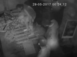 Las imágenes obtenidas por ese periódico, ahora en poder de la policía, fueron tomadas el pasado 29 de mayo. ESPECIAL / The Times