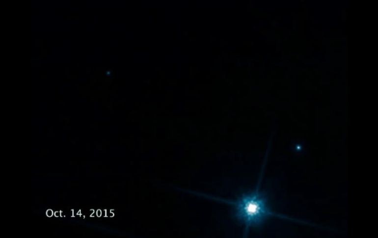 Vieron por primera vez la luz de una estrella deformada por la fuerza gravitacional de un objeto que pasa a proximidad. TWITTER / @NASAHubble