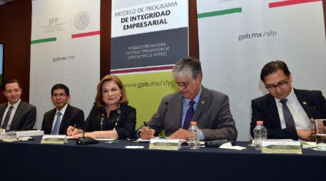 La titular de la dependencia destacó la muestra del compromiso de organismos internacionales para enfrentar tal  fenómeno. TWITTER / @SFP_mx