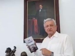 El político tabasqueño indicó que su libro es de la Editorial Planeta. TWITTER / @lopezobrador_