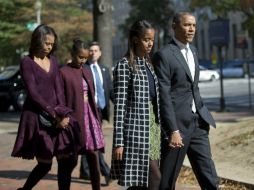 ‘Sasha’ (junto a Michelle), fue la razón por la que los Obama decidieron seguir viviendo en Washington tras dejar la Casa Blanca. AP / ARCHIVO