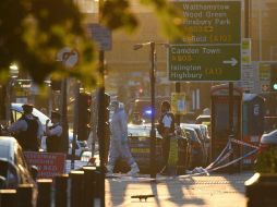 El conductor arrolló a varios musulmanes que se marchaban de las oraciones nocturnas, justo después de la medianoche. EFE / F. Arrizabalaga