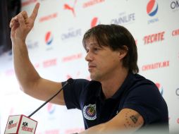 El técnico de Chivas dice que las ausencias por llamados a la Selección brindan una oportunidad a la cantera. EL INFORMADOR / M. Vargas