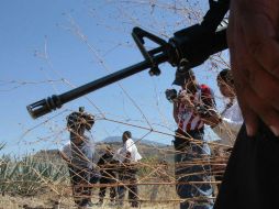 La Policía del Estado acordonó el lugar de los hechos para que peritos puedan realizar las diligencias correspondientes. EL INFORMADOR / ARCHIVO