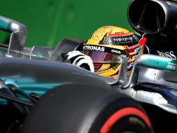El piloto de Mercedes supera al mítico Ayrton Senna –65 poles- tras cubrir el circuito en un minuto, 40 segundos y 593 milésimas. AFP / A. Isakovic