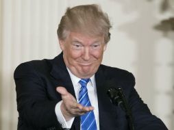 Donald Trumo le sugirió a las autoridades concentrarse en investigar a su antecesor en lugar de a él mismo. EFE / M. Reynolds