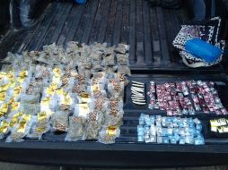 Narcomenudistas abandonaron una mochila con  4 mil 203 dosis de mariguana y otras drogas. ESPECIAL / Policía Guadalajara