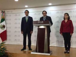 Ricardo Sánchez, fiscal de la FEADLE, dijo que se agotarán todas las líneas de investigación del caso. TWITTER / @PGR_mx