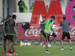 La escuadra lleva dos semanas trabajando bajo la mirada de Luis Pompilio Páez, auxiliar técnico del seleccionador Juan Carlos Osorio. MEXSPORT / ARCHIVO