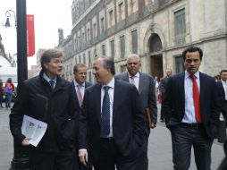 ''La consolidación fiscal va a requerir de ajustes'', señala el titular de Hacienda. TWITTER / @edelamadrid