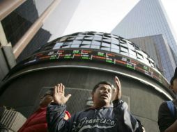 La BMV operó un total de 234.3 millones de títulos. SUN / ARCHIVO