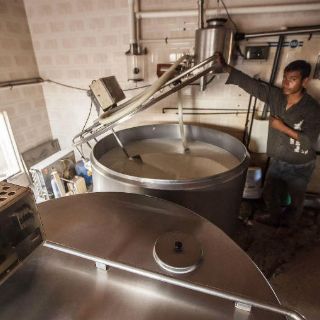 Leche y derivados importados 'golpean' a ganaderos locales