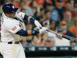 Yuli Gurriel se quedó a un triple de completar el ciclo. AFP / B. Levey