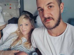 Los padres se han estado pasando tiempo con Charlie antes de que lo desconecten del soporte vital. AP / Family of Charlie Gard