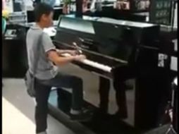 La tienda asegura que tienen una propuesta para el talentoso menor. YOUTUBE / MALO