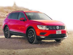 Al modificarse las dimensiones, la Tiguan ganó una versión con tercera fila. ESPECIAL / C. Cerda