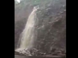 Usuarios advirtieron a quienes tomen la vía. TWITTER / @erikabechduran