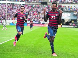 Frustración. Por primera vez en sus participaciones en Copa Oro, Estados Unidos no inició el torneo ganando. AP /