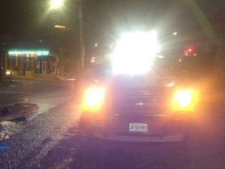 Policías tapatíos acordonaron la zona para aguardar el arribo de los peritos. ESPECIAL /