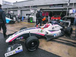 Buena actuación. El piloto tapatío Raúl Guzmán demostró su calidad ayer en Alemania. ESPECIAL / ESCUDERÍA TELMEX