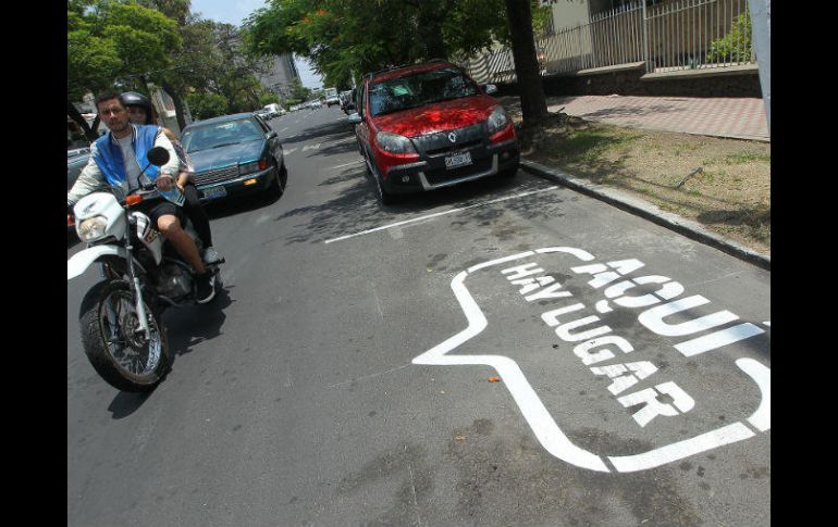 Hasta el momento hay 116 negocios afiliados a Parkimóvil con la posibilidad de incorporar a 40 más una vez que se inicie el cobro. EL INFORMADOR / ARCHIVO