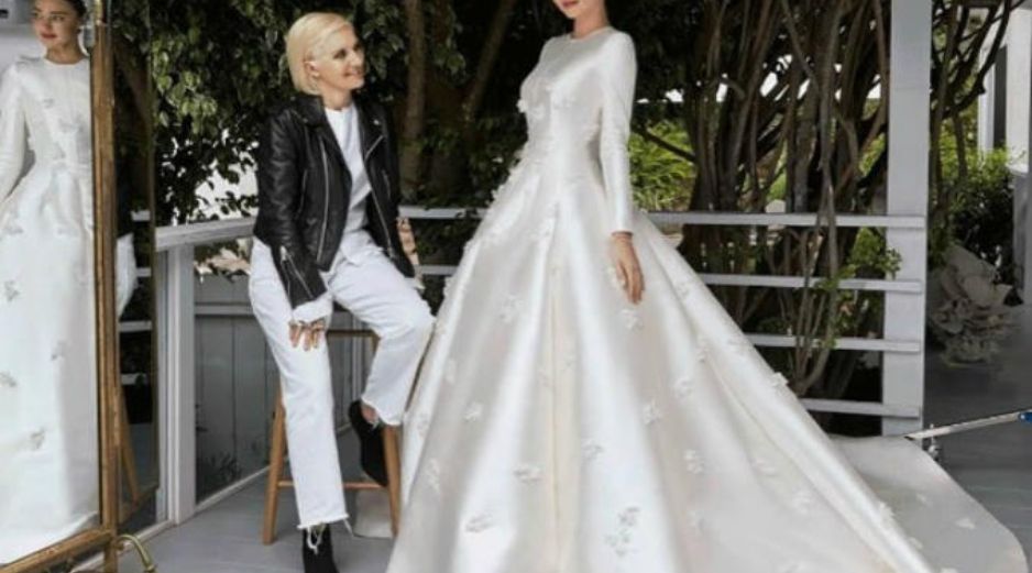 Kerr subió una fotografía en la que se aprecia el vestido de novia que todos sus seguidores esperaban. INSTAGRAM / mirandakerr