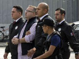 Las órdenes eran por los delitos de abuso de autoridad, incumplimiento del deber legal, peculado, tráfico de influencias y coalición. AP / M. Castillo