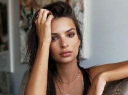 Ratajkowski confesó que le molesta que la gente se sienta ofendida por sus senos. INSTAGRAM / emrata
