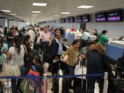 En algunas aerolíneas ya se aplicaban este tipo de revisiones, aunque de manera aleatoria. EL INFORMADOR / ARCHIVO