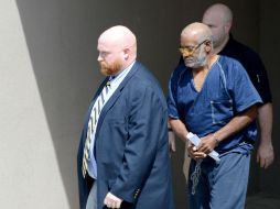 El conductor alegó que no sabía que estaba transportando personas hasta que se detuvo en el Walmart para usar el baño. NTX / F. Trujillo