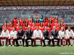 Este miércoles, las Diablas del Toluca se tomaron la foto oficial del torneo que inicia este viernes. TWITTER / @TolucaFC