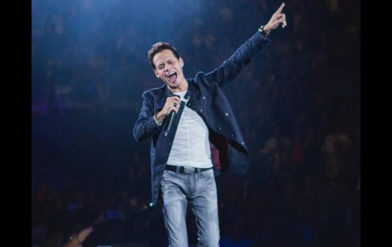 Mac publicó el domingo pasado un mensaje en el que daba a conocer la situación delicada de su madre. INSTAGRAM / marcanthony