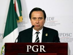 El contrato lo firmó Zerón de Lucio (foto), por la PGR, y Luis Armando Pérez, por Tech Bull como su representante legal. NTX / ARCHIVO