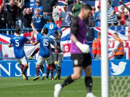 Herrera ha recibido el voto de confianza del entrenador Caixinha, pero la posible baja de nivel de Peña causa preocupación. TWITTER / @RangersFC