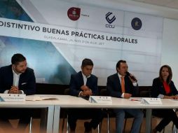 Daniel Curiel, coordinador del CCIJ, señala que  apenas el 0.01 por ciento de las empresas jaliscienses presumen el distintivo. TWITTER / @DannyCurod