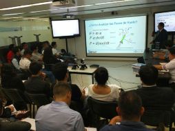 La AEM ha estado realizando seminarios y otras actividades como parte del Mes de la Juventud. TWITTER / @AEM_mx