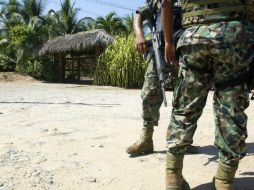 Elementos de las policías locales y efectivos militares arribaron al lugar y comenzaron a desalojar la zona. EFE / ARCHIVO