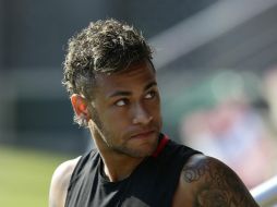 El equipo catalán no quiso pagar al jugador la prima, debido a que decidió abandonar el equipo a un año de haber firmado contrato. AP / ARCHIVO