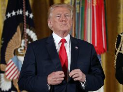 ''Pueden creer que Mitch McConnell, que gritó Rechazar & Reemplazar durante 7 años, no logró hacerlo'', dijo Trump en Twitter. AP / ARCHIVO