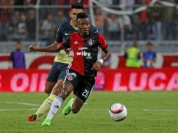 Aboagye tuvo que dejar la cancha ayer al minuto 85 del partido Atlas-América. MEXSPORT / E. Quintana