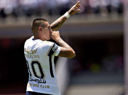 En la publicación del delantero en sus redes sociales, se burlaba de las decisiones de aquel encuentro en el Estadio Azteca. MEXSPORT / ARCHIVO