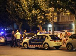 La policía vincula este suceso con el atropello masivo ocurrido en la tarde en la céntrica avenida de Las Ramblas. EFE / J. Sellart