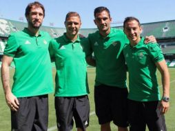 El Betis, donde debutará Andrés Guardado (D), buscará dar un salto de calidad para instalarse en los primeros sitios de la tabla. INSTAGRAM / @realbetisbalompie