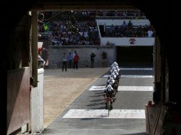 El suceso coincide con el inicio del evento deportivo, la Vuelta Ciclista a España. EFE / J. Lizon
