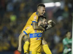 Gignac celebra su gol ante Pumas. MEXSPORT / J. Martínez