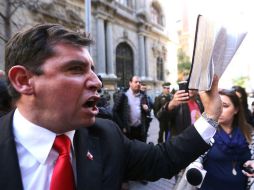 En contra, la Conferencia Episcopal de Chile manifestó su rechazo a la resolución del Tribunal Constitucional. AFP / C. Reyes