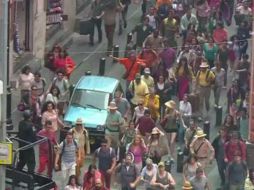 Comerciantes de la zona se muestran preocupados de que la filmación afecte sus ventas. ESPECIAL / @NTelevisa_com