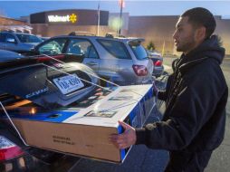 Cuatro de cada 10 televisores comprados en EU son fabricados en México; también 1 de cada 10 coches. AFP / ARCHIVO