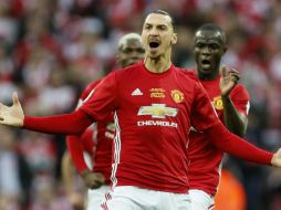 El delantero anotó 28 goles en 46 partidos con el United la temporada pasada. AP / ARCHIVO